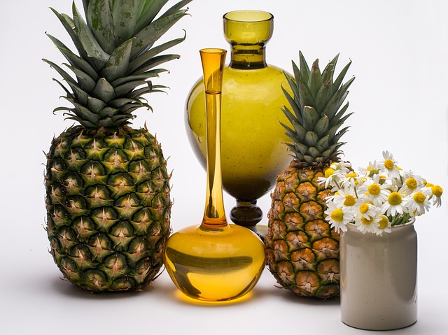 ananas a vázy